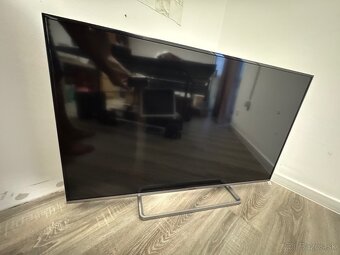 Panasonic VIERA TX‑50AS600E - 3