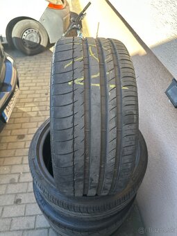 Predám pneu Micheli 235/35 R19 - 3