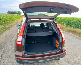Predám Hondu CR-V 2,2 i-DTEC 4WD 110kW - 3