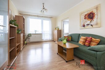 Priestranný 2 izbový byt na predaj Banská Bystrica, 2 balkón - 3