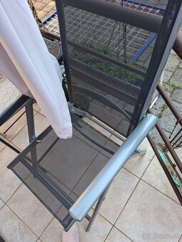 Dve stoličky a stolik plus lavica - 3