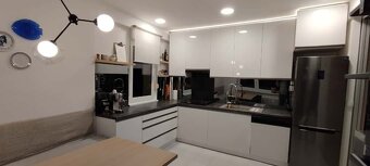 Priestranný 2 izbový byt, moderný, v tichej lokalite - 3