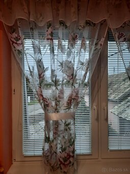 Záclona prekrásna - 3