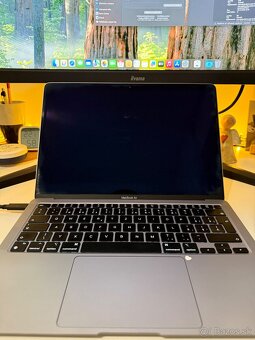 Apple MacBook Air 13" M1 (2020) - funkčný s ext. monitorom - 3