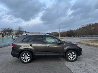 Kia Sorento 2.2 CRDi 4WD A/T6 RV2012 - 3