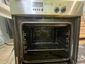 Vstavaná rúra NEFF - 3