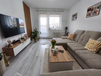 Moderný trojizbový byt s loggiou - 3