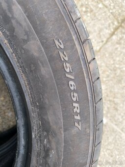 225/65r17 - 3
