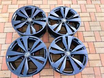 Volkswagen id4,id3,Cupra,Tiguan,Seat,Škoda,Passat 5x112 r19 - 3
