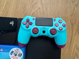 Predám Playstation 4 500GB - 3