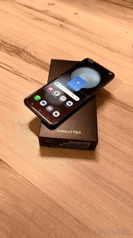 Vymenim Samsung Flip 5 + obaly, skla a komplet balenie - 3