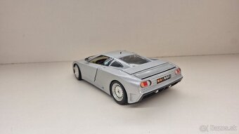 1:18 BUGATTI EB110 - 3