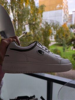 Champion - 3