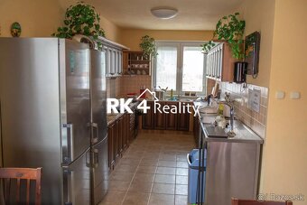 RK4 - NA PREDAJ - Krásny penzión so saunou, športovou halou - 3