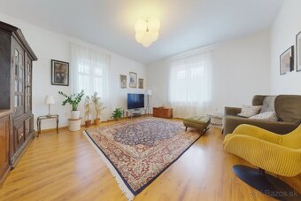 Segnerova vila – priestranný dom s dvoma bytmi a samostatnou - 3