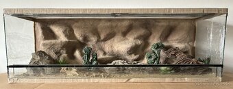 Terárium 120x40x40 s 3D stenou - 3