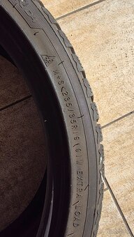 235/35 R19 Nokian WR D4 zimné - 3