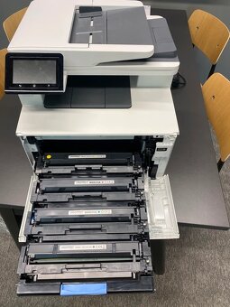 Tlaciaren HP Color LaserJet Pro MFP M479fnw - 3