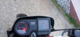 Kawasaki KLR 650 - 3