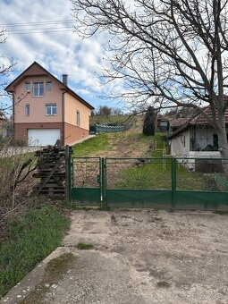 Stavebný pozemok s jedinečným výhľadom – Levice, - 3