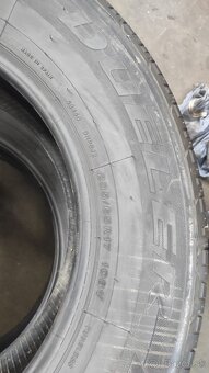 Bridgestone 235/65r17 letné - 3