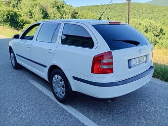Predám škoda Octavia 2 Combi - 3