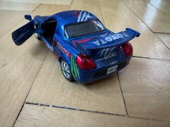 Predám kovový model autíčka Toyota MR2 - 3