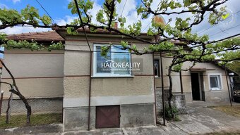 HALO reality - Predaj, rodinný dom Sľažany - ZNÍŽENÁ CENA -  - 3