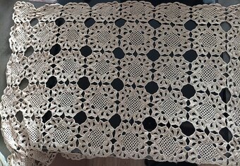 Háčkovaná súprava (obrus + dečka) - 3