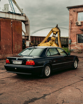 Predám BMW E38 750iL facelift vo výbornom stave - 3