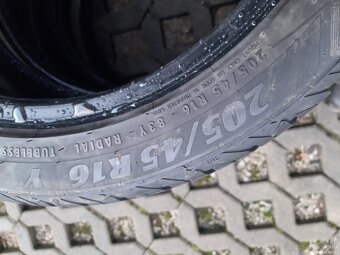 205/45r16 - 3