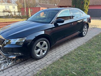 PREDÁM  ŠKODA SUPERB 2,0tdi - 3
