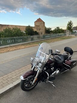 Harley Davidson FLHR Road King 2018 - 3