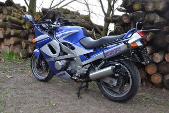 Kawasaki ZZR 600 - 3