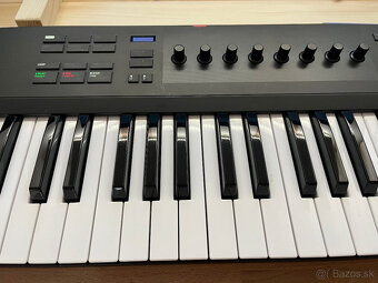 Midi controller Native Instruments A61 - 3