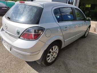 Opel Astra 1.4 16v - 3