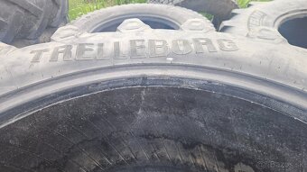 Pneumatiky 540/65 r34 pirelli - 3