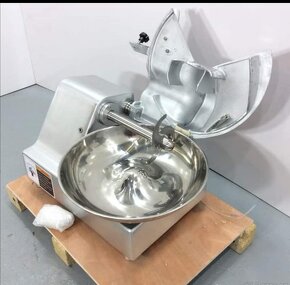 Profesionálny horizontálny kuter HCH8N 120kg/hod - 3