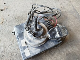 Predám vysielačku Motorola radius GM 300 - 3