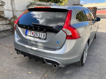Predám Volvo V60 D5 AWD r-design - 3