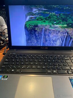 Asus x55v ako novy za 42 euro - 3