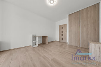 RD pri vode a lese v Novej Dedinke - 3