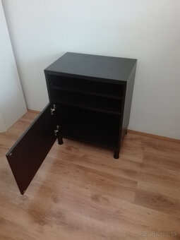 skrinka/nočný stolík ikea na nožičkách - 3
