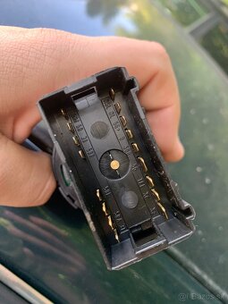 Vypínač svetiel (ovládanie) - 3