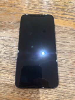 Predám iPhone 11 Pro Max - 3