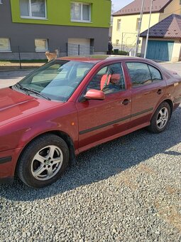 Škoda Octavia 1.8 benzín - 3