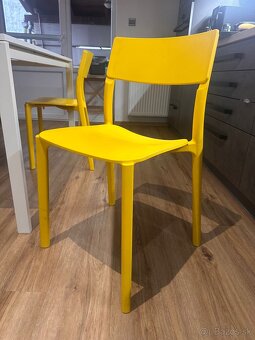 Stol Ikea a stoličky - 3
