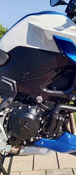 BMW F900R - 3