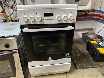 SKLOKERAMICKY SPORAK ELECTROLUX - 3