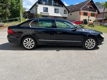 Škoda Superb 2.0 TDI DSG 2011 - 3